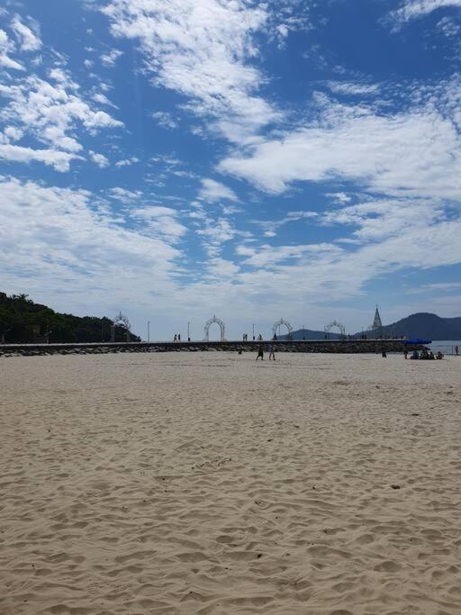 Piscina A Beira-Mar, Tranquilidade E Qualidade No Melhor De Bc Балнеаріу-Камборіу Екстер'єр фото