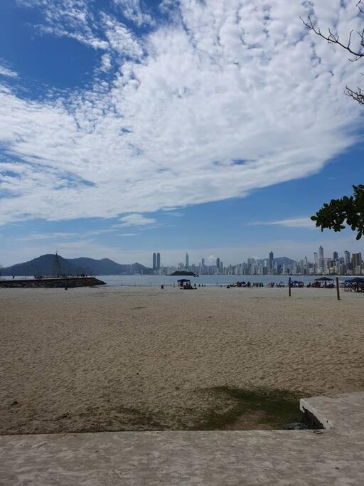Piscina A Beira-Mar, Tranquilidade E Qualidade No Melhor De Bc Балнеаріу-Камборіу Екстер'єр фото